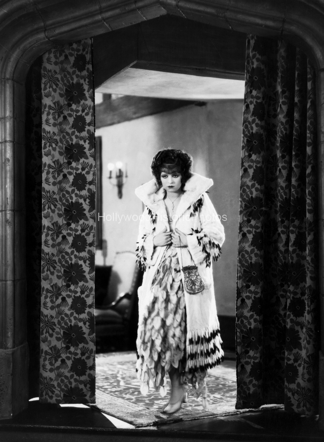 1928 1 Red Hair wm.jpg